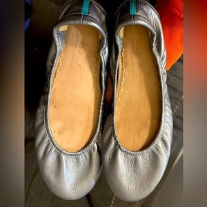 Metallic Gray Tieks by Gavrieli Size 9